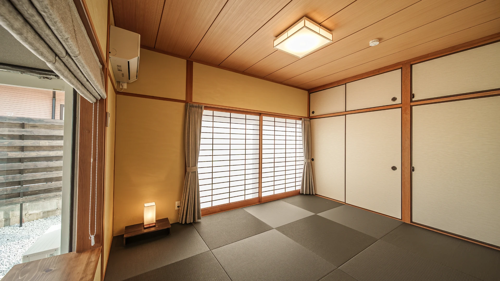 客室02-1